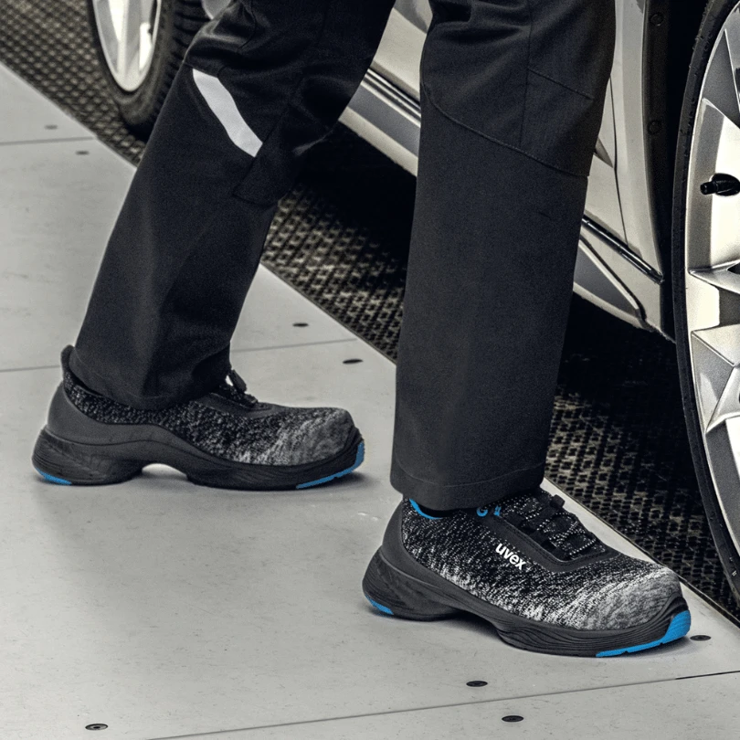 uvex safety trainers