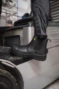 apache-brooks-lifestyle